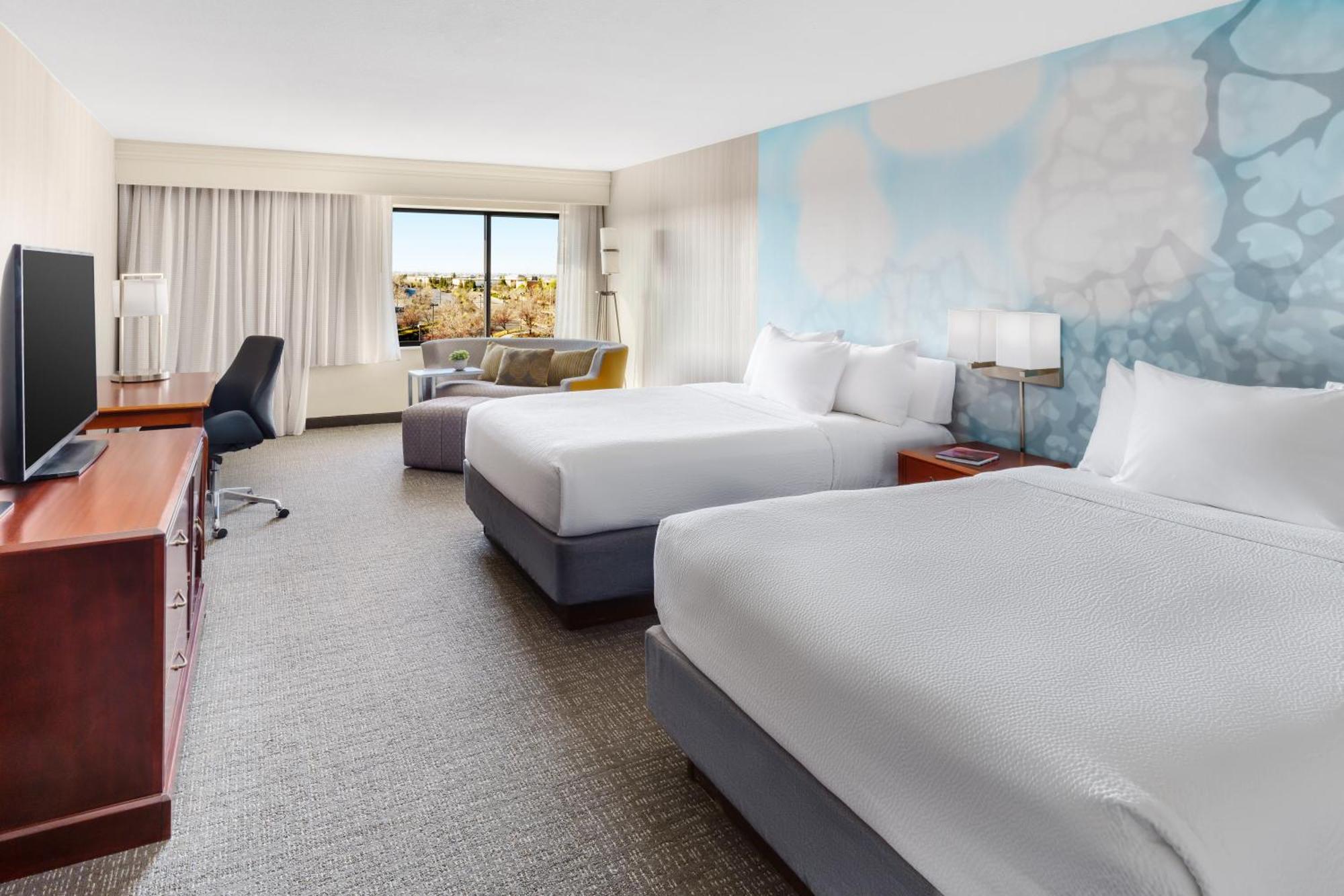 คอร์ตยาร์ด โรสวิลล์ แกลเลอเรีย มอลล์/ครีกไซด์ ริดจ์ ไดรฟ์ Hotel ภายนอก รูปภาพ