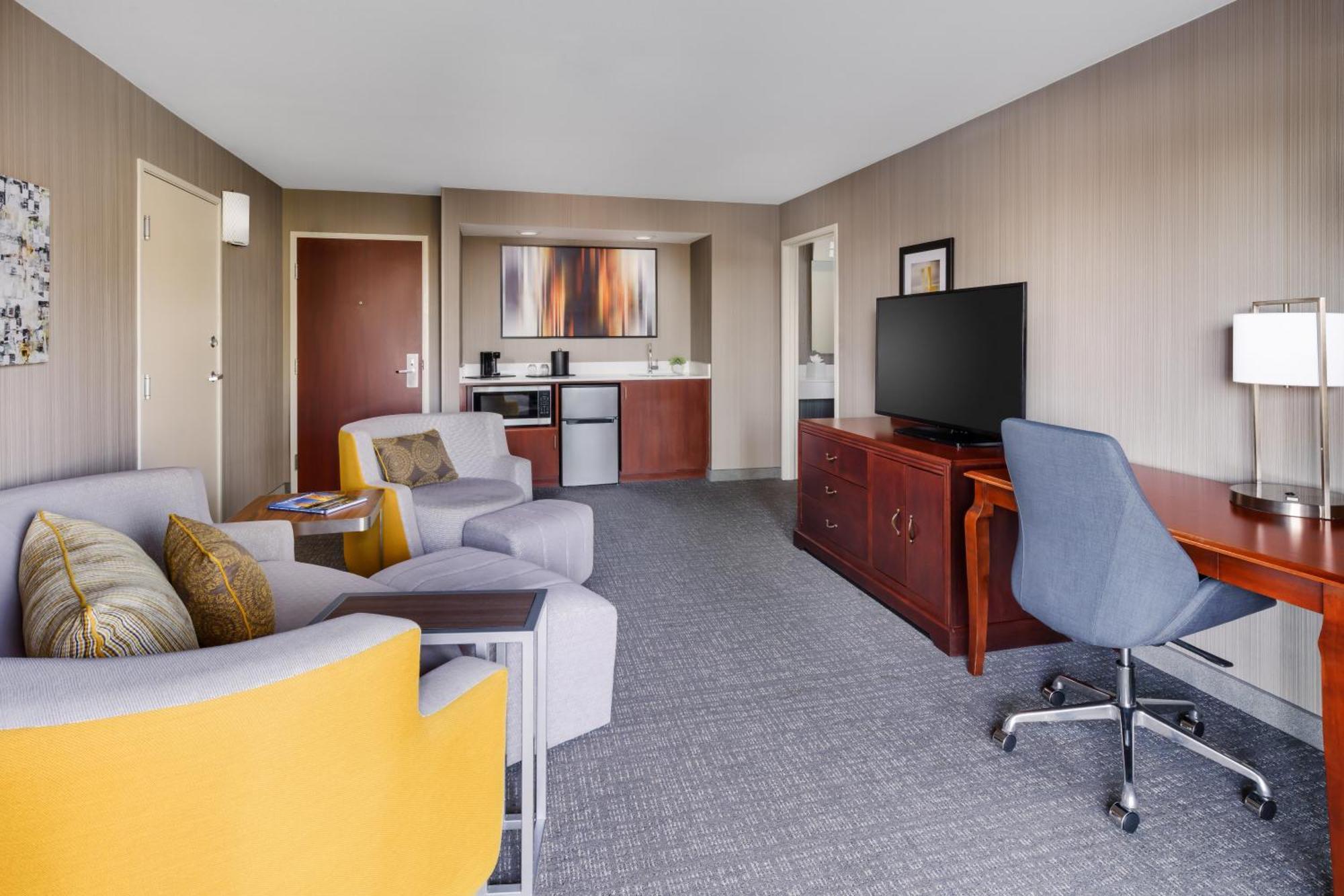 คอร์ตยาร์ด โรสวิลล์ แกลเลอเรีย มอลล์/ครีกไซด์ ริดจ์ ไดรฟ์ Hotel ภายนอก รูปภาพ