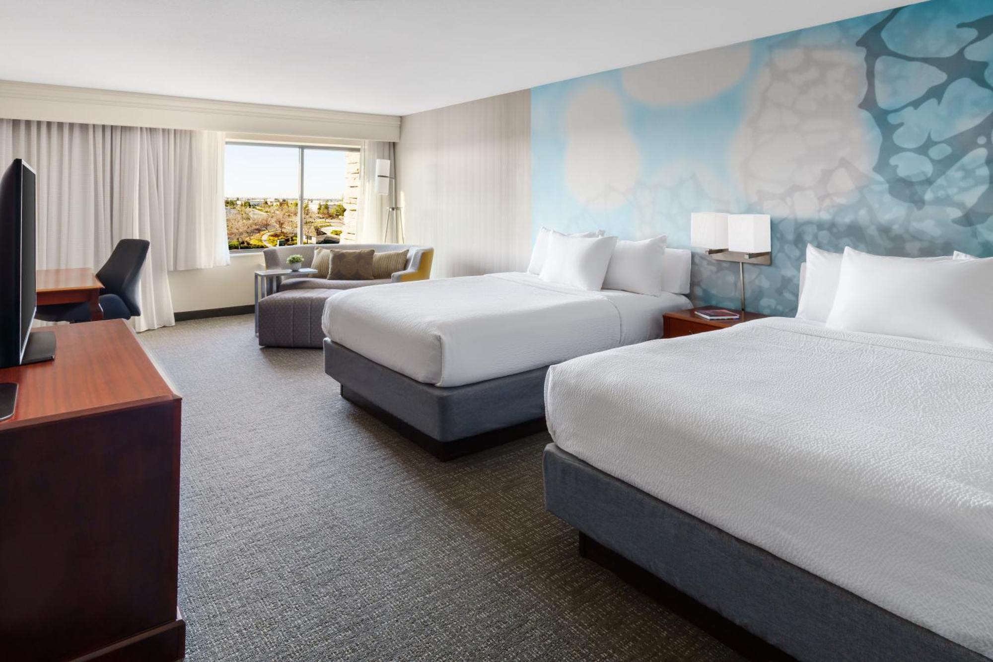 คอร์ตยาร์ด โรสวิลล์ แกลเลอเรีย มอลล์/ครีกไซด์ ริดจ์ ไดรฟ์ Hotel ภายนอก รูปภาพ
