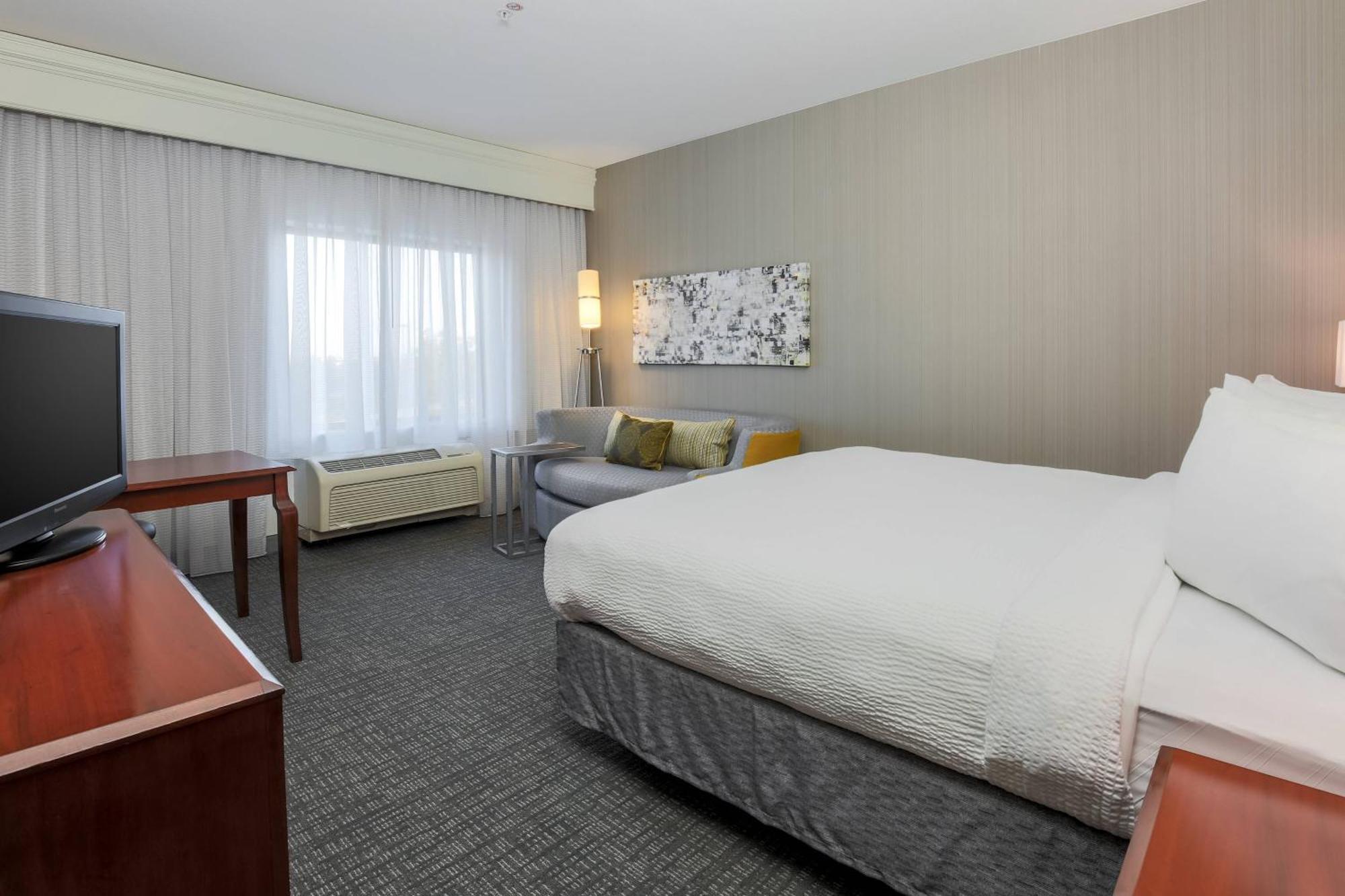 คอร์ตยาร์ด โรสวิลล์ แกลเลอเรีย มอลล์/ครีกไซด์ ริดจ์ ไดรฟ์ Hotel ภายนอก รูปภาพ